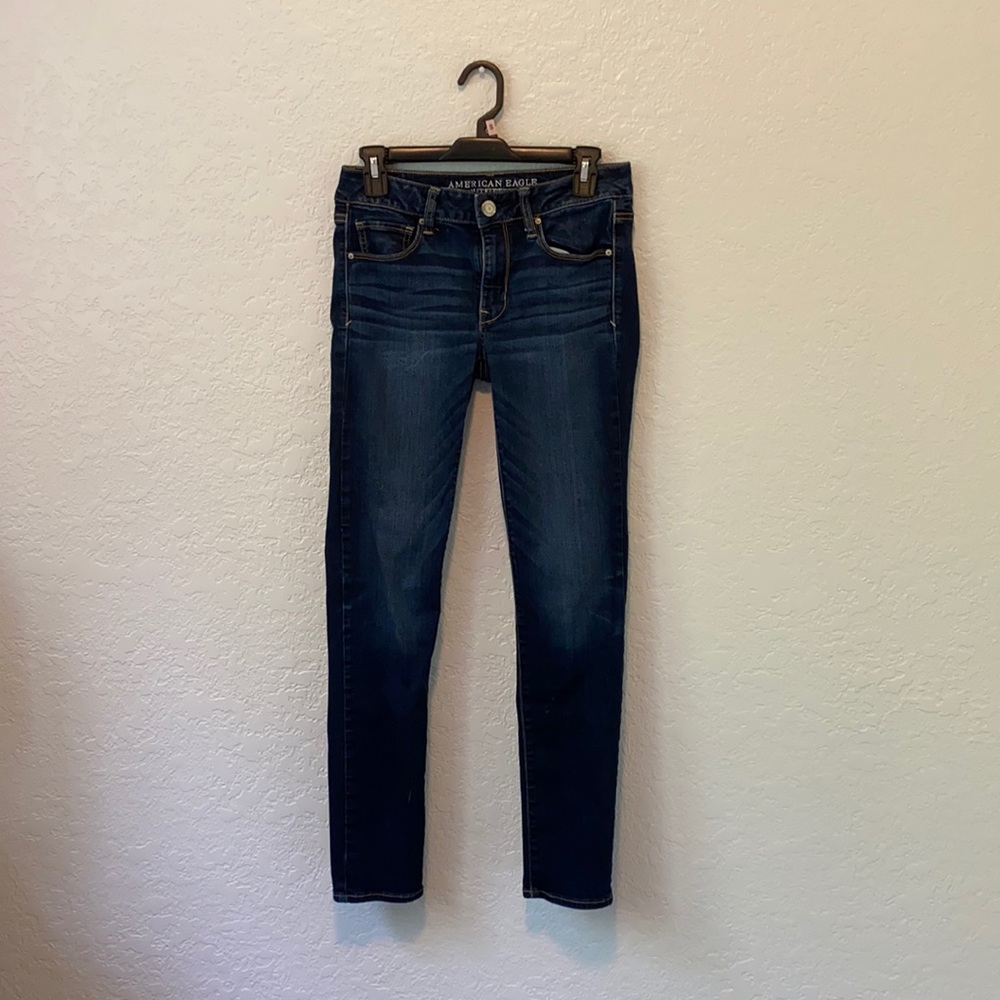 Women’s jeans.